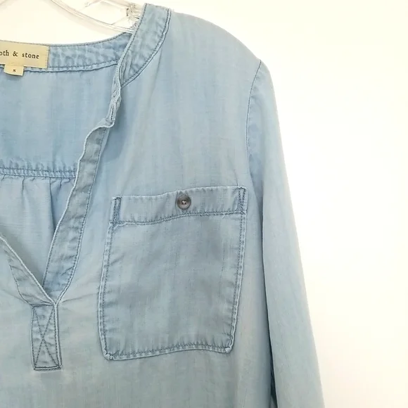 Cloth & Stone Women's Chambray Denim White Wash Top Size S - Picture 3 of 6